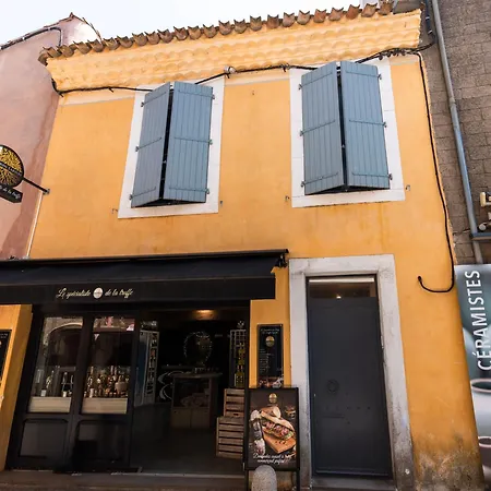 Clim-joyau Au Coeur De La Cite Medievale-ch *